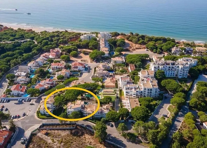 Holiday home Jardins Da Falesia *